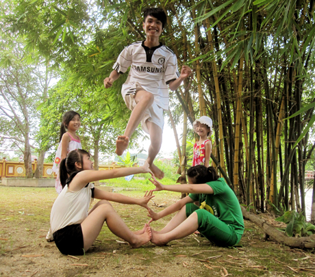 Cách Chơi Trò Chơi Trồng Nụ Trồng Hoa: Hướng Dẫn Luật, Lợi Ích Và Biến Thể