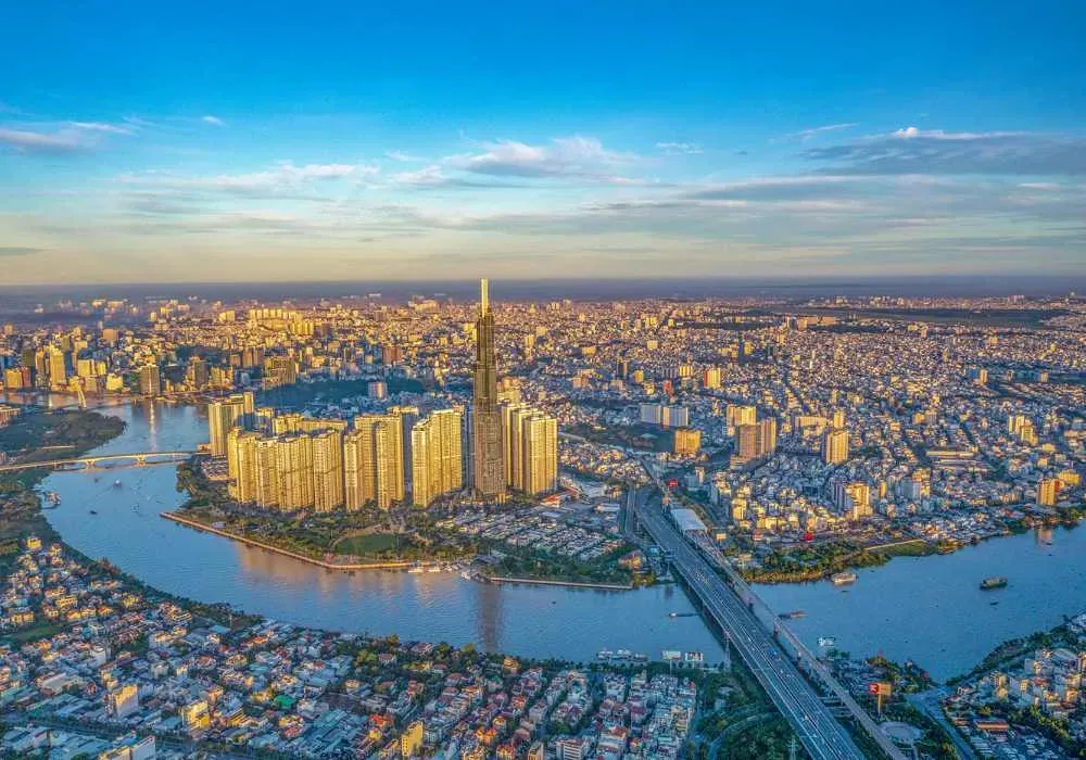 Một góc vườn dâu tây được chăm sóc kỹ lưỡng, đảm bảo cảnh quan và năng suất