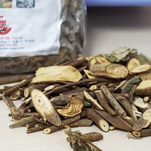 Sau khi thu hoạch có thể phơi khô cây bảo quản dùng dần để chữa bệnh.