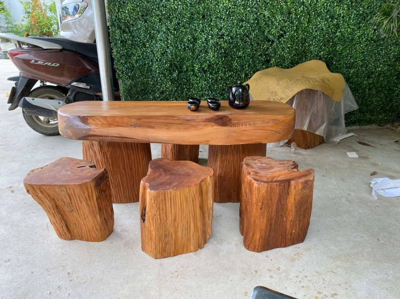 Gỗ cây ngọc lan được dùng làm đồ thủ công mỹ nghệ và có giá trị kinh tế cao